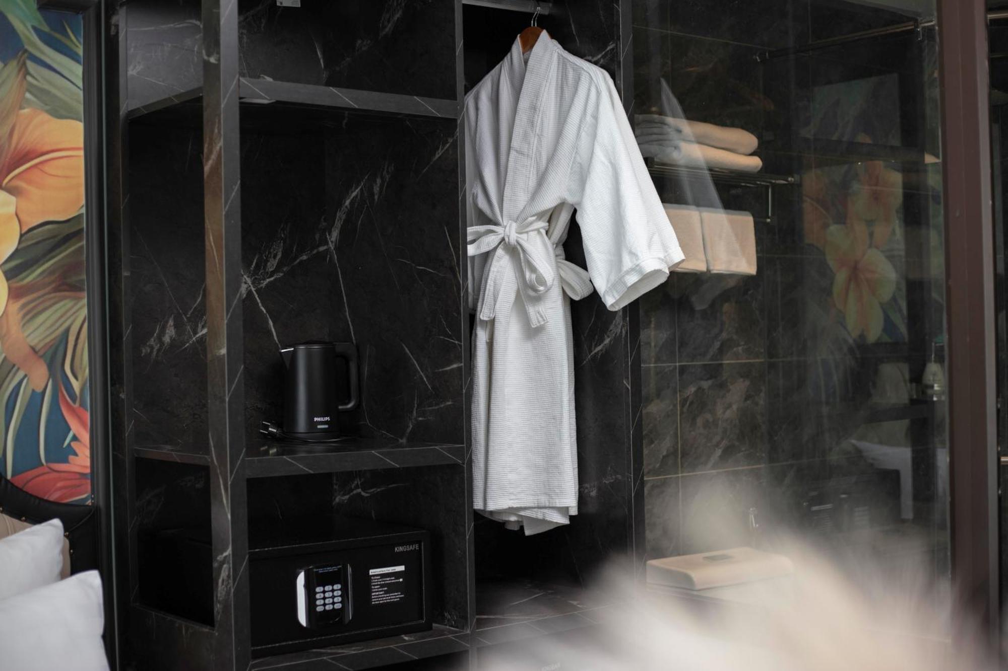האנוי Madelise Amica Hotel And Travel מראה חיצוני תמונה
